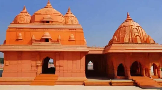 A stone whisperer of Ayodhya4
